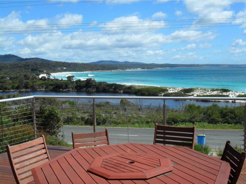 88 Main Road, Binalong Bay TAS 7216