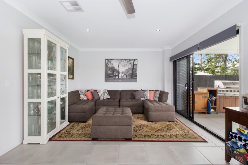 Photo - 88 Mcginn Road, Ferny Grove QLD 4055 - Image 3