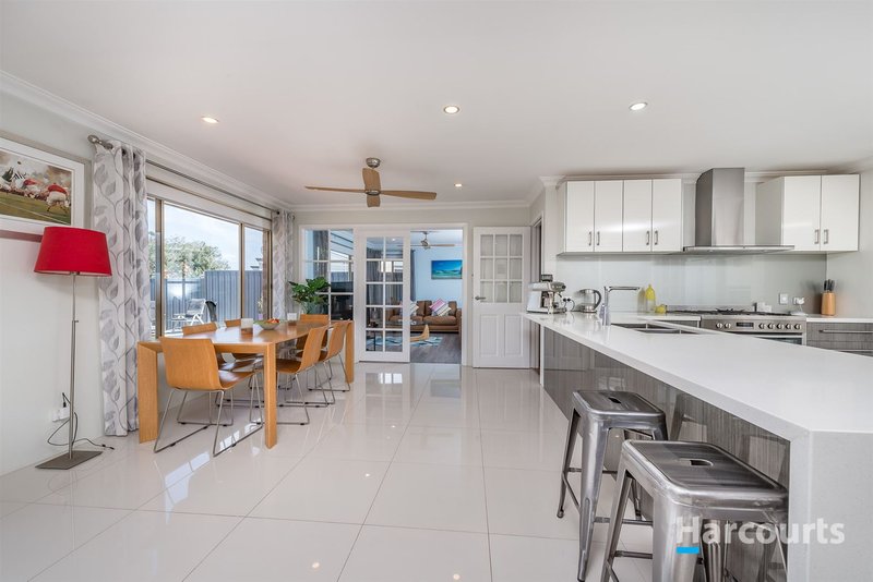 Photo - 88 Mindarie Drive, Quinns Rocks WA 6030 - Image 11