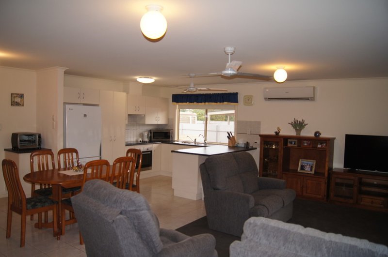 Photo - 88 Moonta - Wallaroo Road, Moonta Bay SA 5558 - Image 6