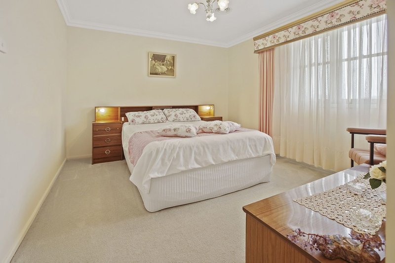 Photo - 88 Noble Parade, Dalmeny NSW 2546 - Image 18