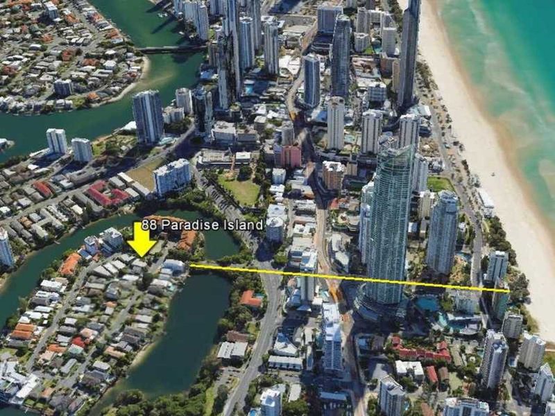 Photo - 88 Paradise Island, Surfers Paradise QLD 4217 - Image 2