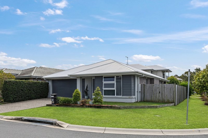Photo - 88 Promenade Circuit, Rothwell QLD 4022 - Image 1