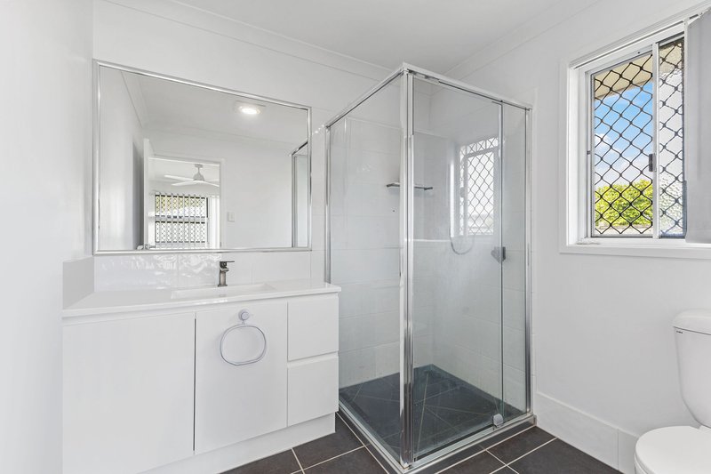 Photo - 88 Promenade Circuit, Rothwell QLD 4022 - Image 8