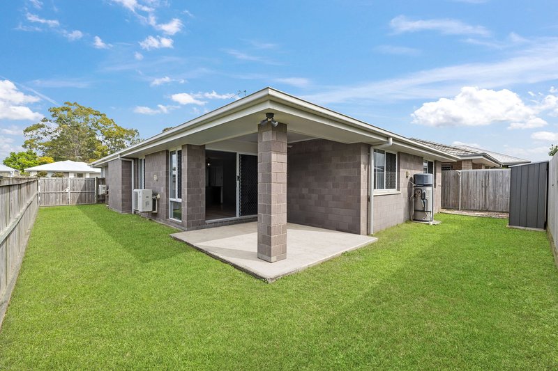 Photo - 88 Promenade Circuit, Rothwell QLD 4022 - Image 15