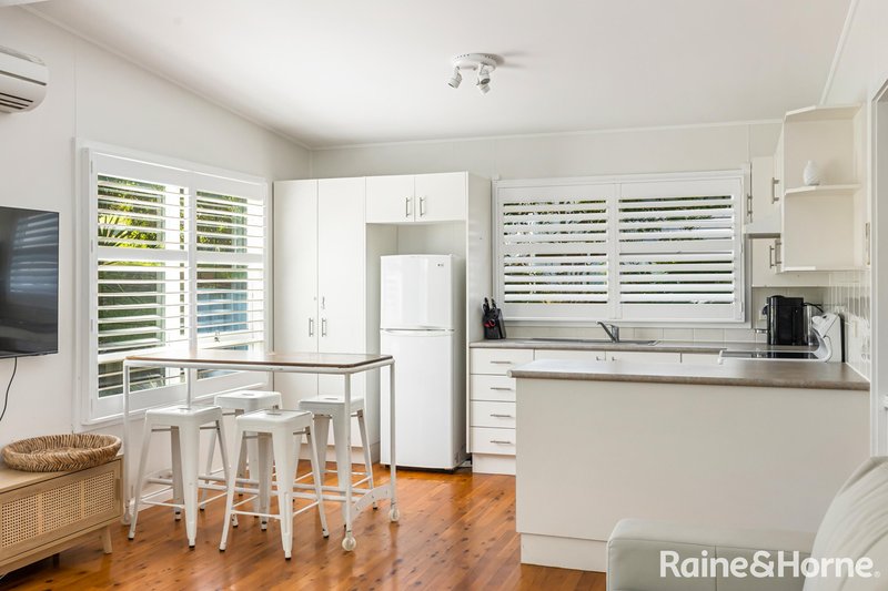 Photo - 88 Ross Avenue, Narrawallee NSW 2539 - Image 10