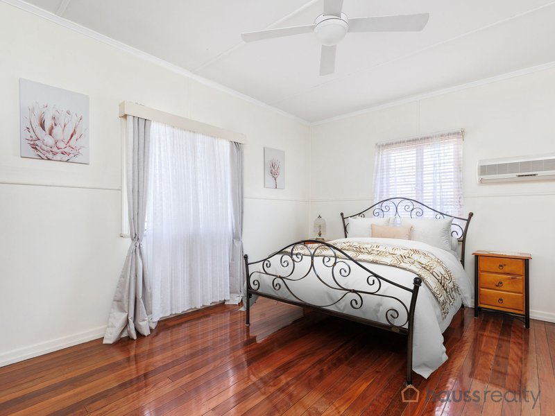 Photo - 88 Sandon Street, Graceville QLD 4075 - Image 8