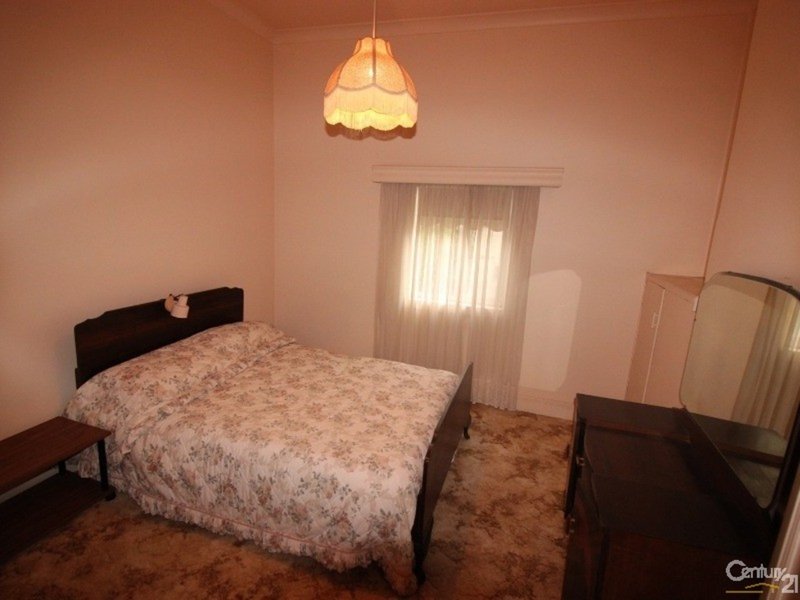 Photo - 88 Seaham Street, Holmesville NSW 2286 - Image 2