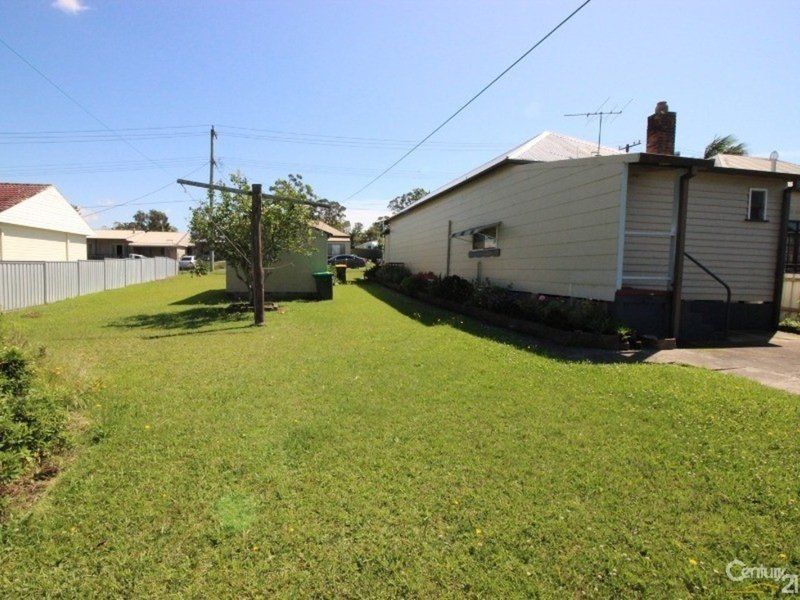 Photo - 88 Seaham Street, Holmesville NSW 2286 - Image 8