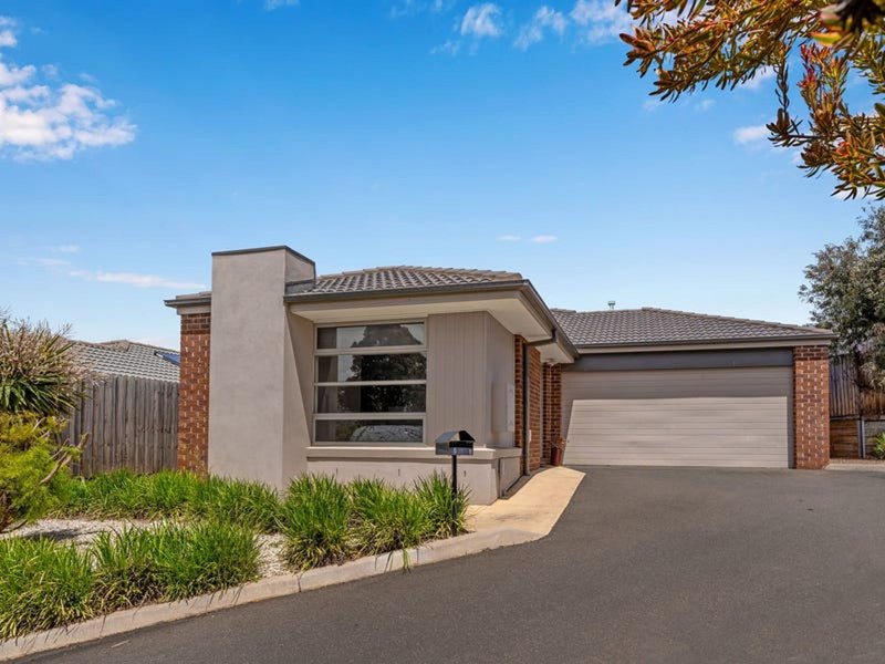 8/8 Silverdale Drive, Bacchus Marsh VIC 3340