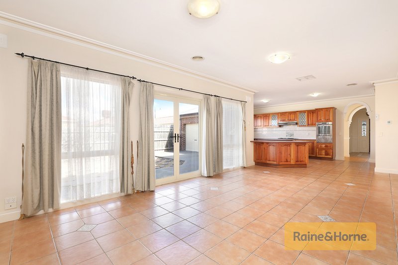 Photo - 88 Sunset Views Blvd , Tarneit VIC 3029 - Image 4