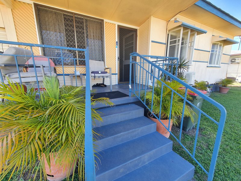 Photo - 88 Tenth Street, Home Hill QLD 4806 - Image 2