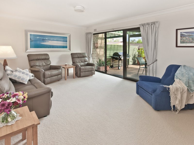 Photo - 8/8 Tuckwell Place, Macquarie Park NSW 2113 - Image 5