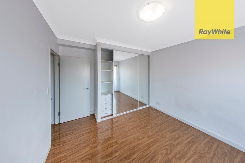Photo - 8/8 Una Street, Harris Park NSW 2150 - Image 3