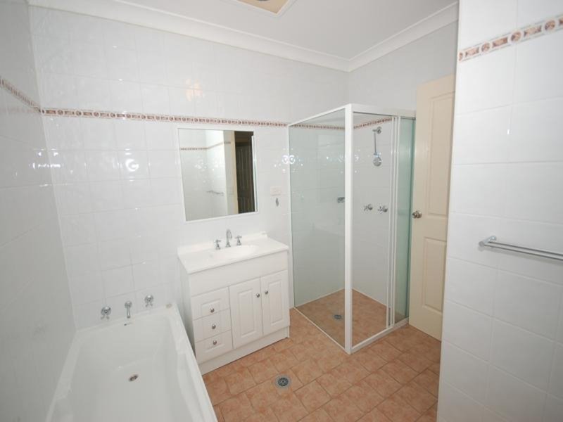 Photo - 8/8 Warumbui Ave , Miranda NSW 2228 - Image 5