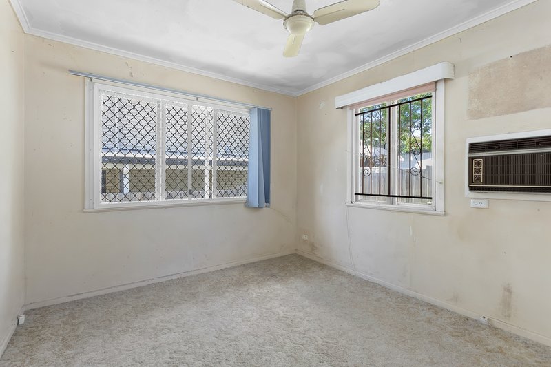 Photo - 88 Wilgarning Street, Stafford Heights QLD 4053 - Image 7