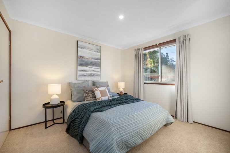 Photo - 88 William Webb Drive, Evatt ACT 2617 - Image 6