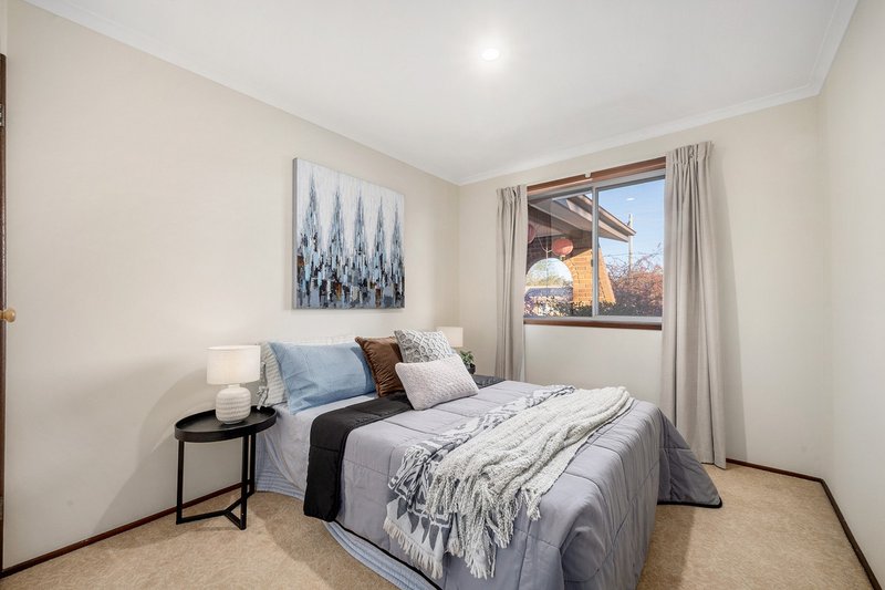 Photo - 88 William Webb Drive, Evatt ACT 2617 - Image 10