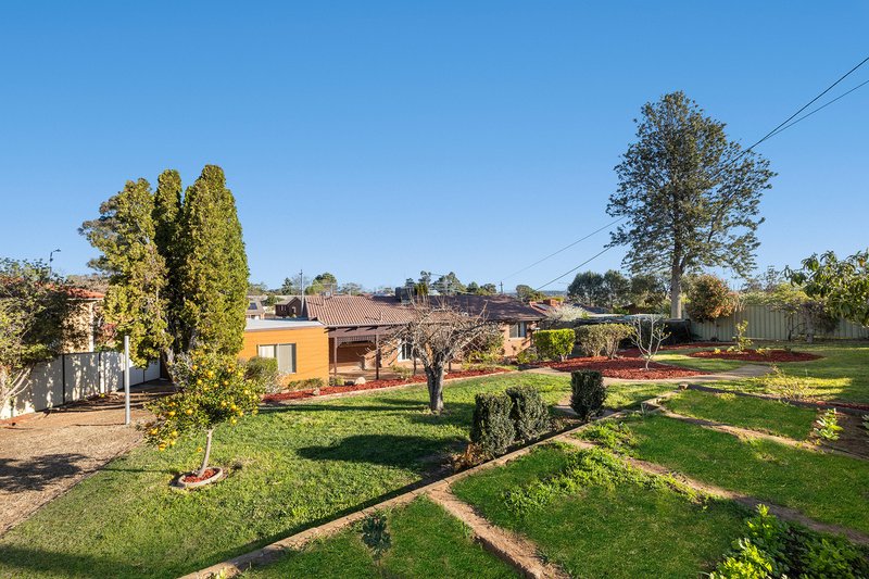 Photo - 88 William Webb Drive, Evatt ACT 2617 - Image 15