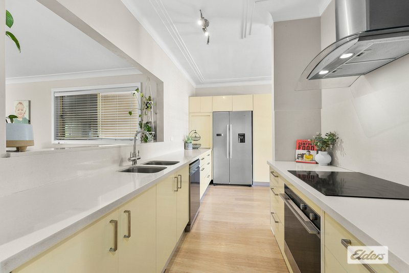 Photo - 88 Wollybutt Road, Engadine NSW 2233 - Image 5