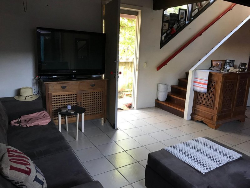 Photo - 88 Worendo Street, Southport QLD 4215 - Image 6