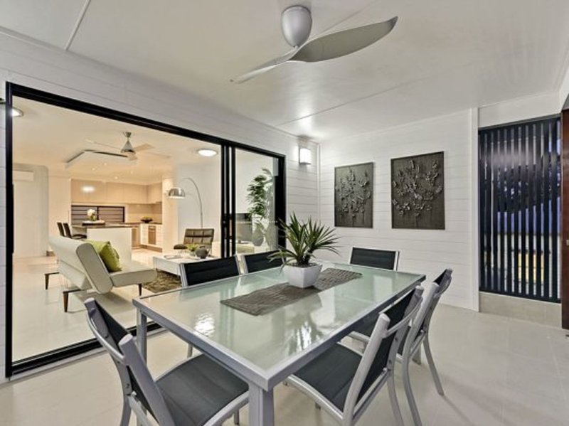 Photo - 88 York Street, Coorparoo QLD 4151 - Image 7