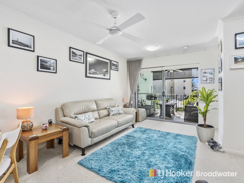 Photo - 8/81 Brighton Street, Biggera Waters QLD 4216 - Image 4