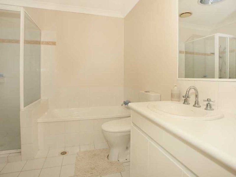 Photo - 88/152 Palm Meadows Drive, Carrara QLD 4211 - Image 12