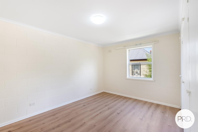 Photo - 8/82 Clare Street, New Town TAS 7008 - Image 2