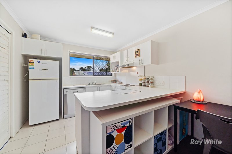 Photo - 8/86 Dorset Drive, Rochedale South QLD 4123 - Image 6