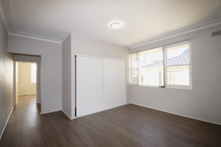 Photo - 8/87 Evaline Street, Campsie NSW 2194 - Image 2