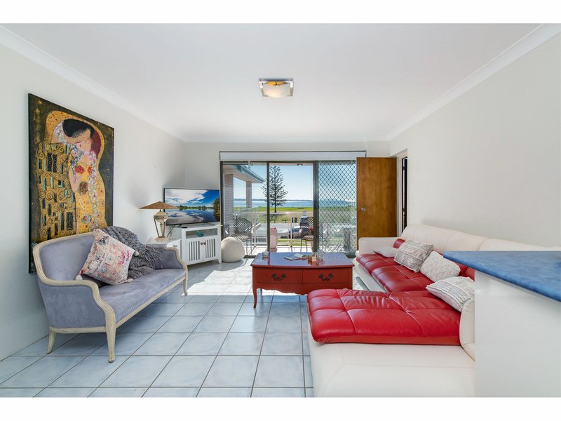 Photo - 8/88-90 Head Street, Forster NSW 2428 - Image 3