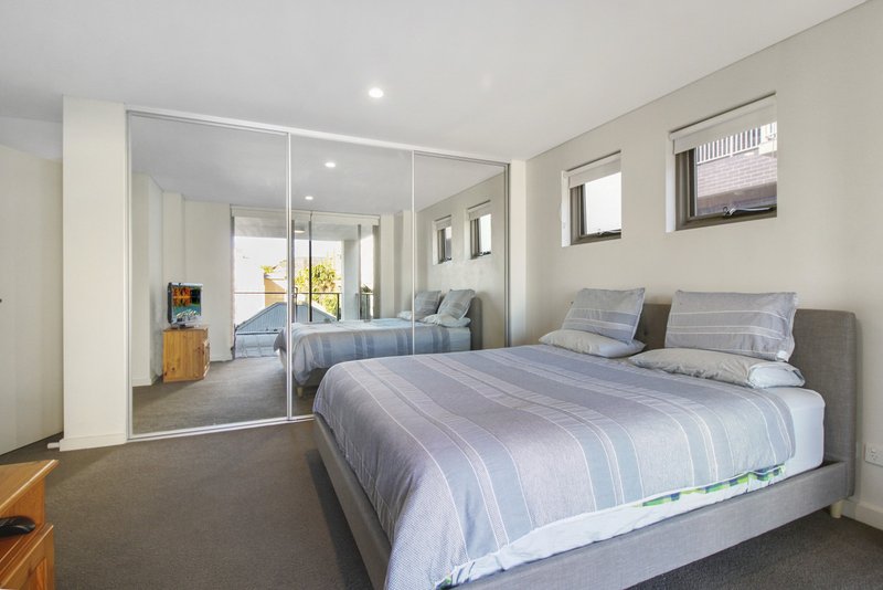 Photo - 8/88 Smith Street, Wollongong NSW 2500 - Image 7