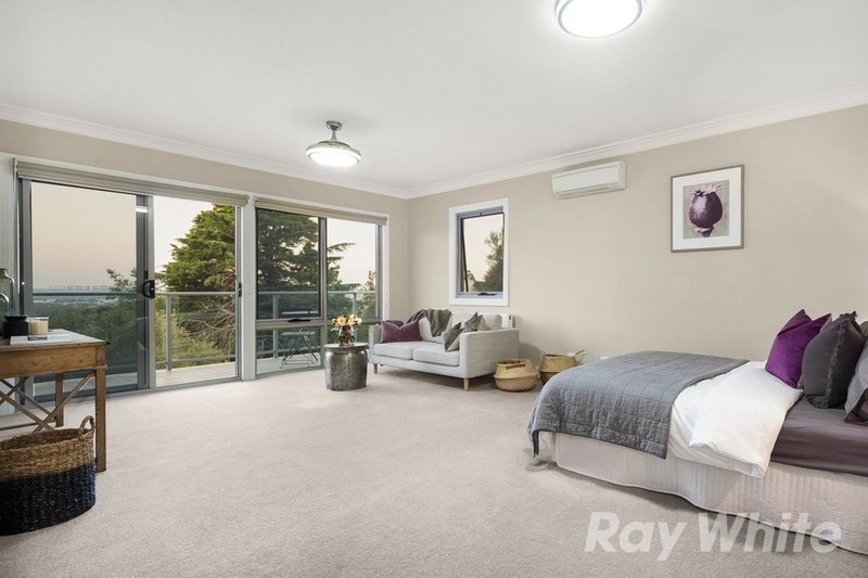 Photo - 888 Waverley Road, Wheelers Hill VIC 3150 - Image 10