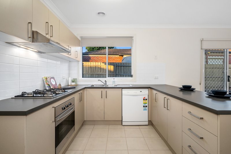 Photo - 8/883 Plenty Road, South Morang VIC 3752 - Image 2