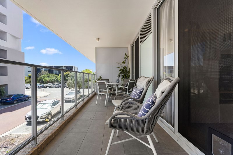 Photo - 8/89 Orsino Boulevard, North Coogee WA 6163 - Image 9