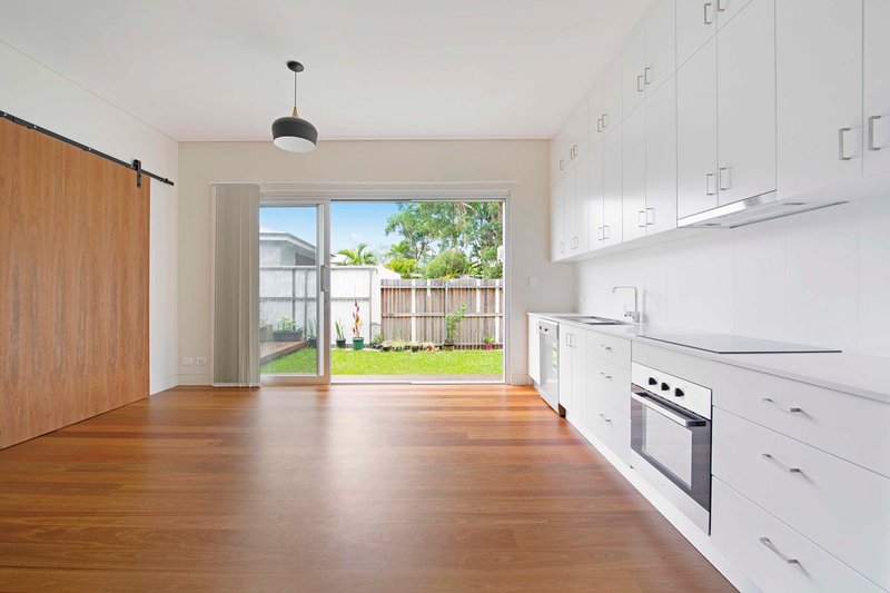 Photo - 88A Grandview Drive, Newport NSW 2106 - Image 2