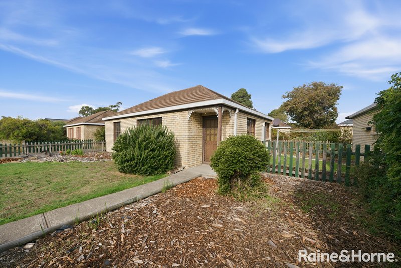 Photo - 8/9-13 Luttrell Avenue, Bellerive TAS 7018 - Image 2
