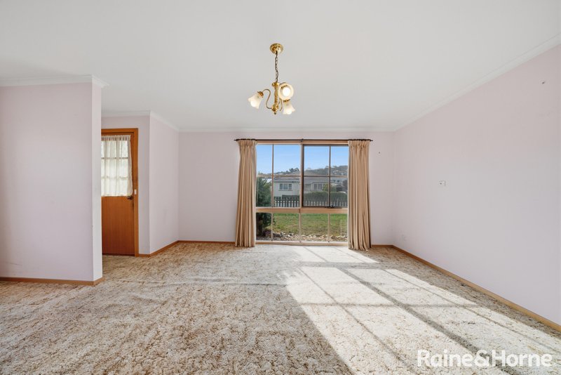 Photo - 8/9-13 Luttrell Avenue, Bellerive TAS 7018 - Image 10