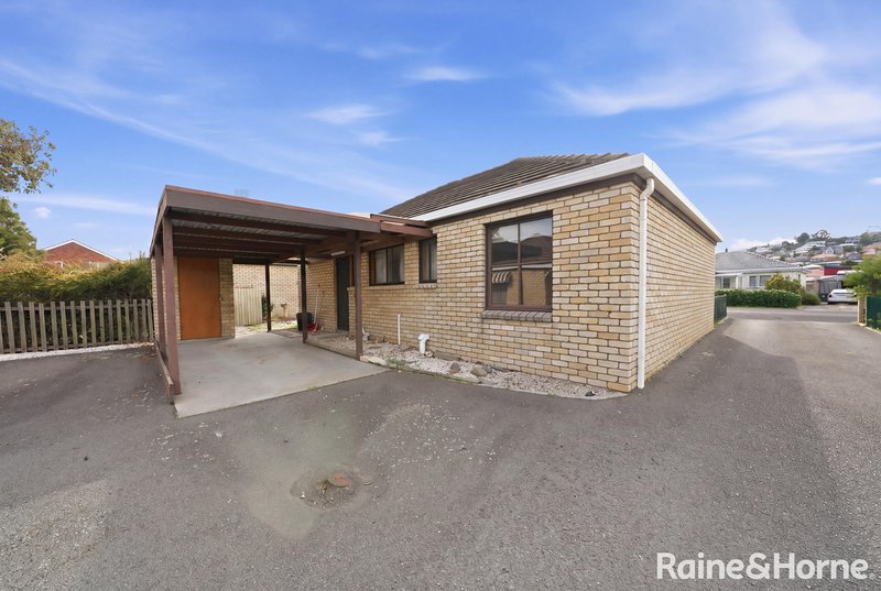 Photo - 8/9-13 Luttrell Avenue, Bellerive TAS 7018 - Image 16