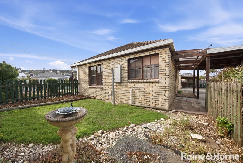 Photo - 8/9-13 Luttrell Avenue, Bellerive TAS 7018 - Image 18
