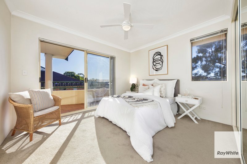 Photo - 8/9-15 Mansfield Avenue, Caringbah NSW 2229 - Image 4