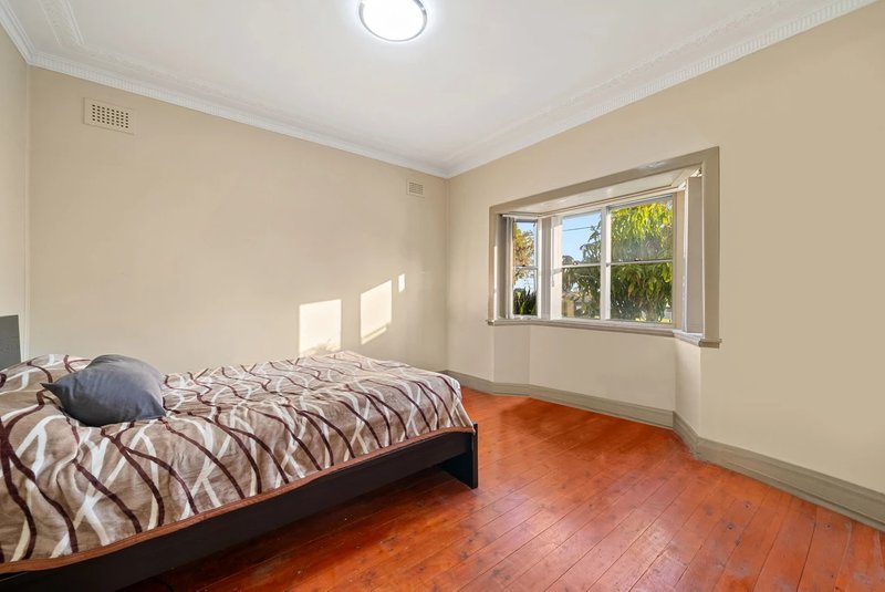 Photo - 89 & 89a Griffiths Avenue, Bankstown NSW 2200 - Image 5