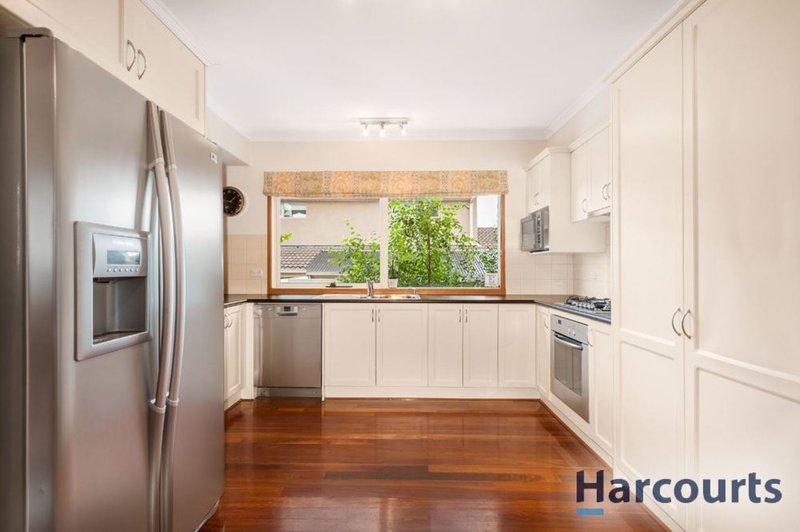 Photo - 89 Amersham Drive, Wantirna VIC 3152 - Image 2