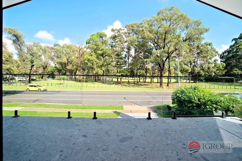 Photo - 89 Ascot Drive, Chipping Norton NSW 2170 - Image 5