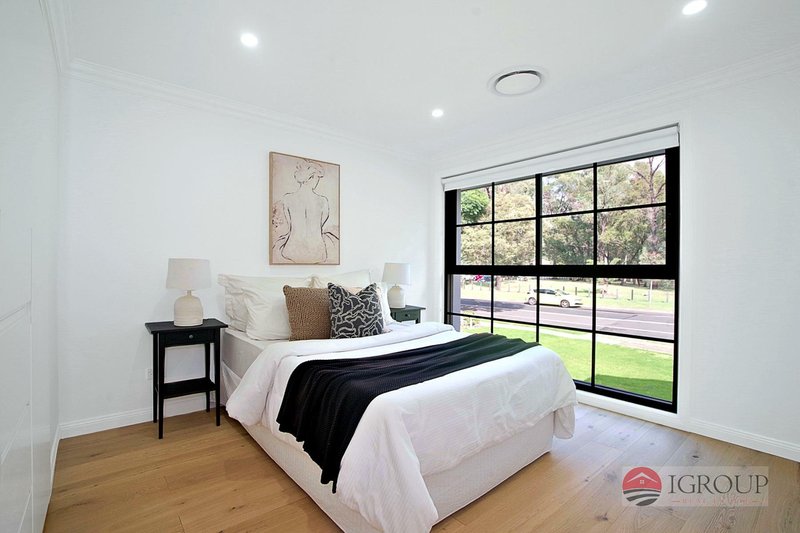 Photo - 89 Ascot Drive, Chipping Norton NSW 2170 - Image 9