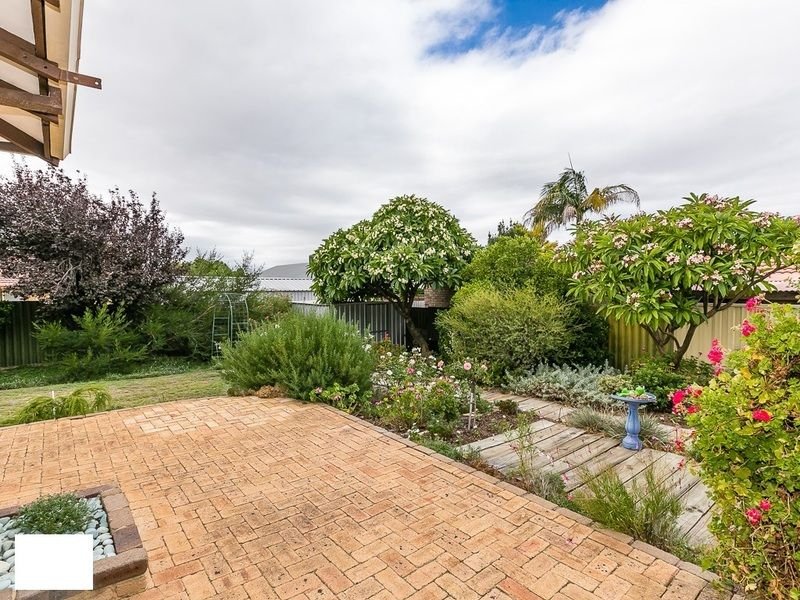 Photo - 89 Buckingham Road, Swan View WA 6056 - Image 26