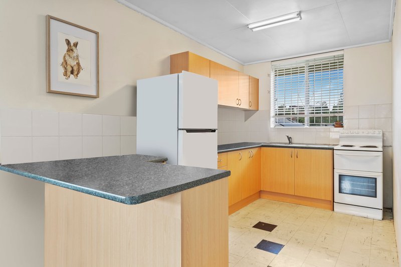 Photo - 8/9 Cadell Street, Toowong QLD 4066 - Image 3