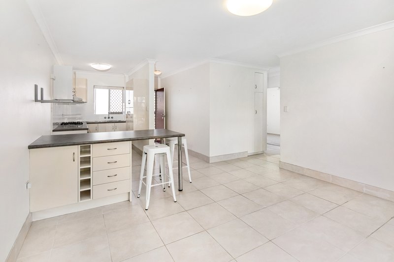 Photo - 8/9 Cameron Street, Nundah QLD 4012 - Image 2