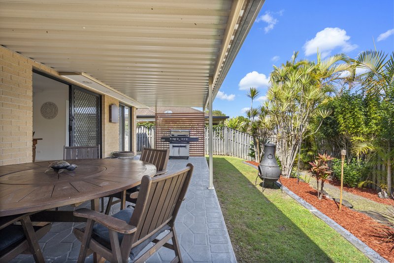 Photo - 89 Casuarina Drive, Elanora QLD 4221 - Image 10